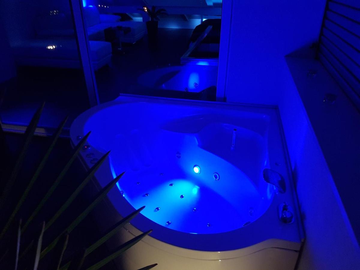 Jacuzzi Penthouse Apartment Matulji Buitenkant foto