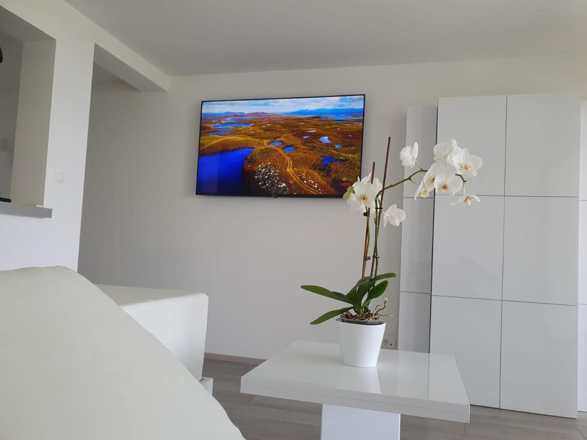 Jacuzzi Penthouse Apartment Matulji Buitenkant foto