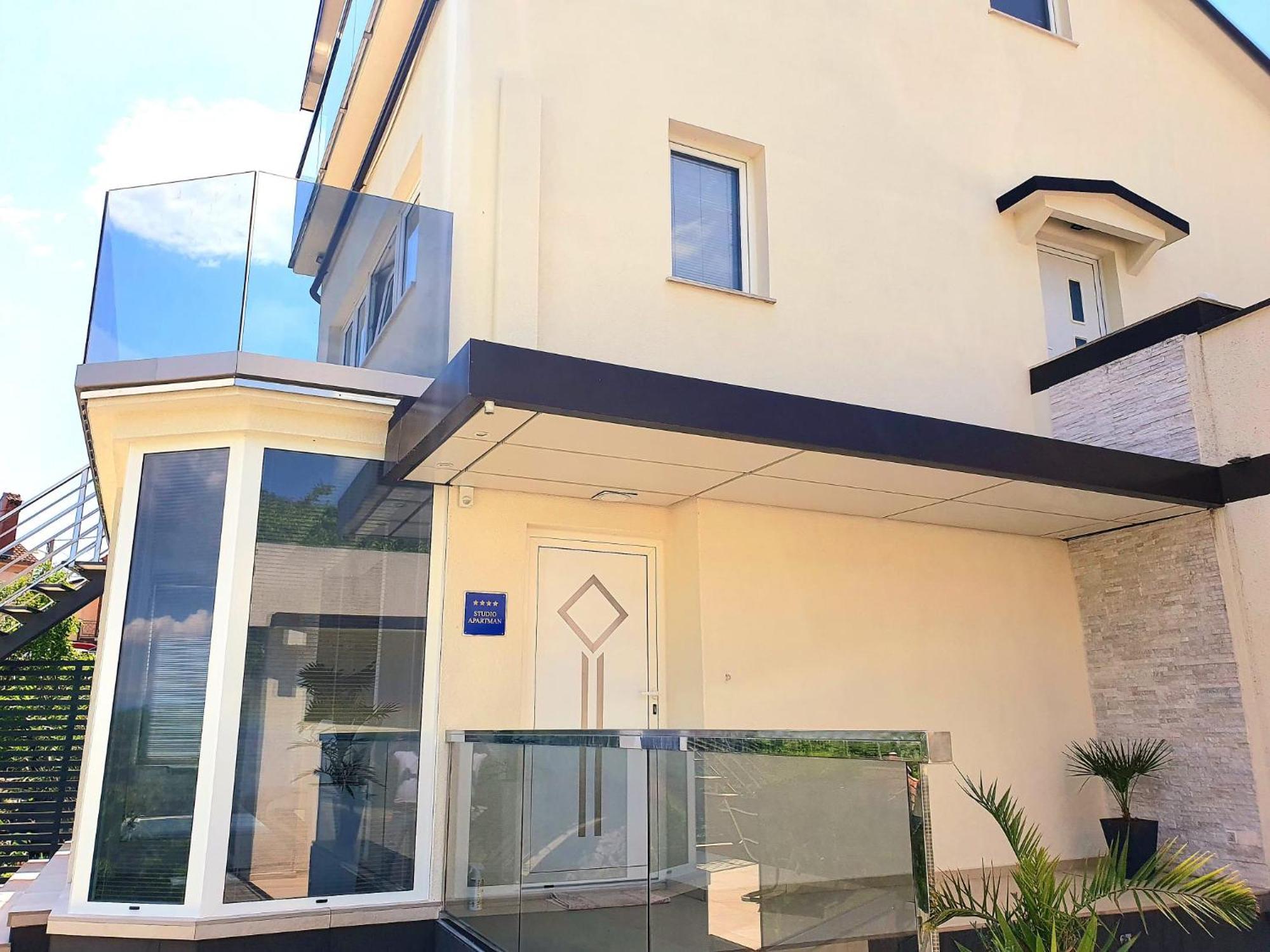 Jacuzzi Penthouse Apartment Matulji Buitenkant foto