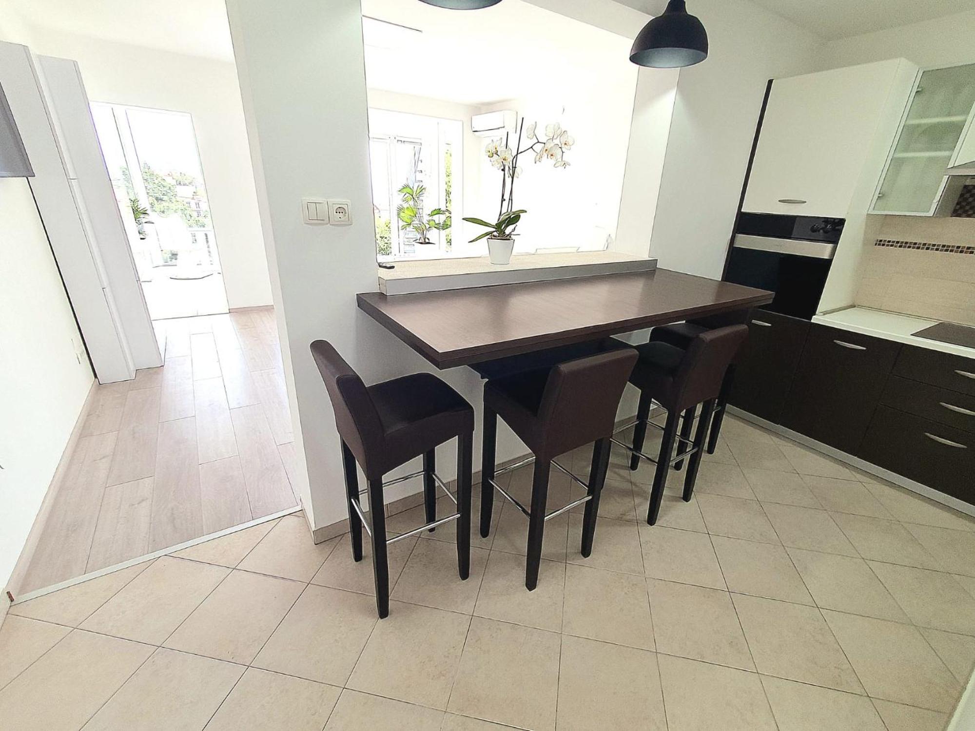 Jacuzzi Penthouse Apartment Matulji Buitenkant foto