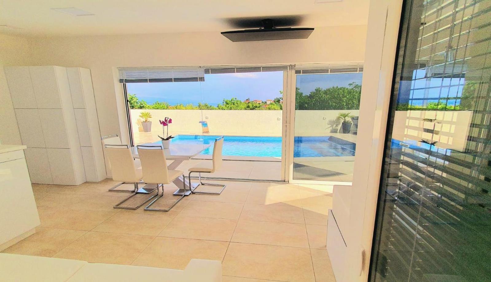 Jacuzzi Penthouse Apartment Matulji Buitenkant foto
