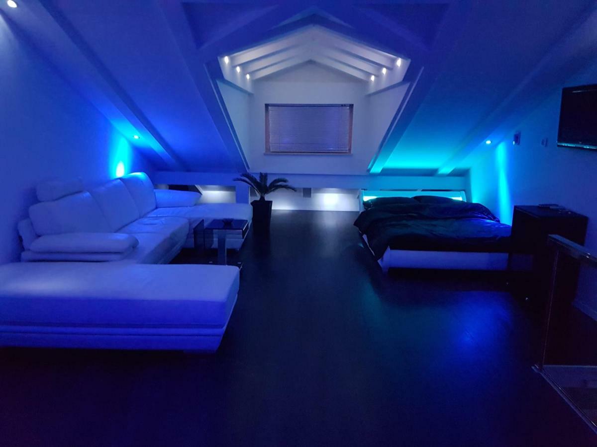 Jacuzzi Penthouse Apartment Matulji Buitenkant foto